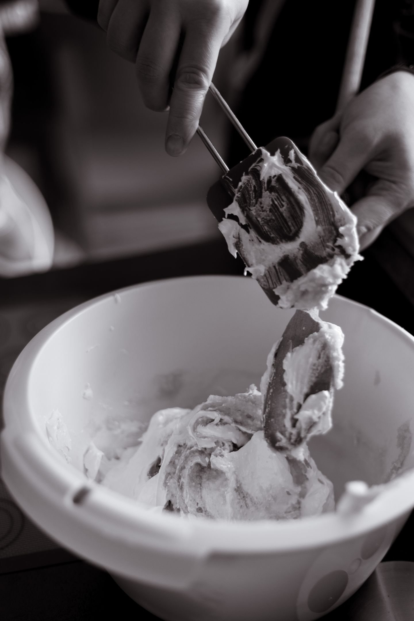 Read more about the article Paris Pastry Class – Authentic French Baking Experience in a Parisian Home