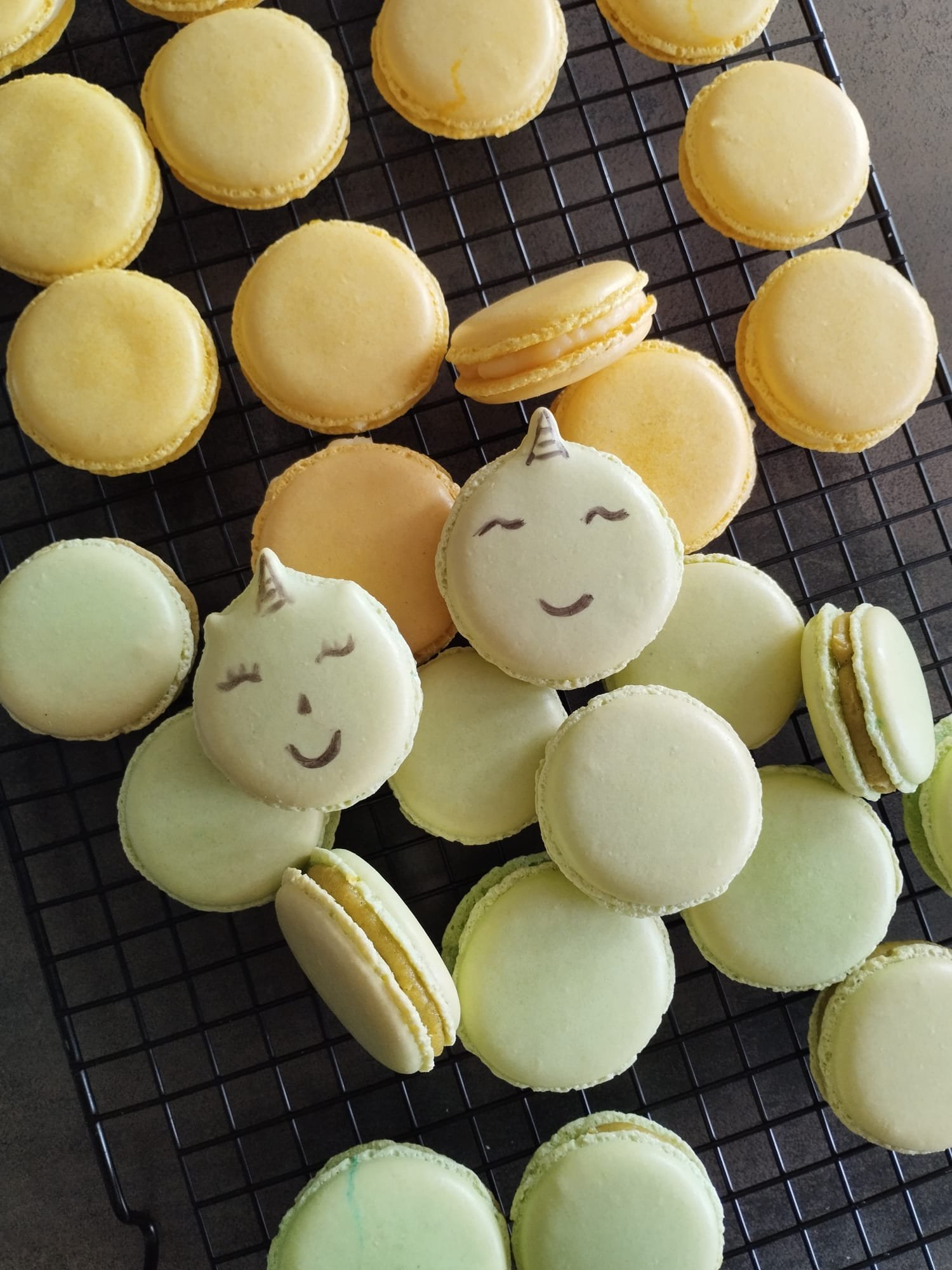 Fun family-friendly macaron class